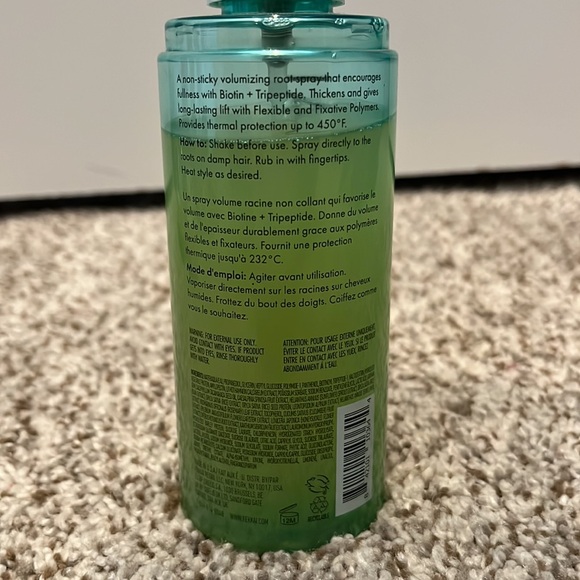 Fekkai Volume Spray Thickens & Lifts Hair 5 oz/150 ml - Picture 4 of 4